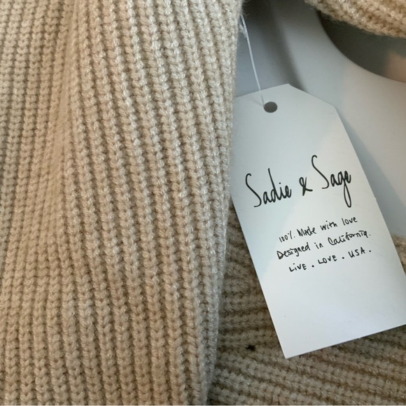 Sadie & Sage Taupe Sweater Dress Small - Picture 11 of 11